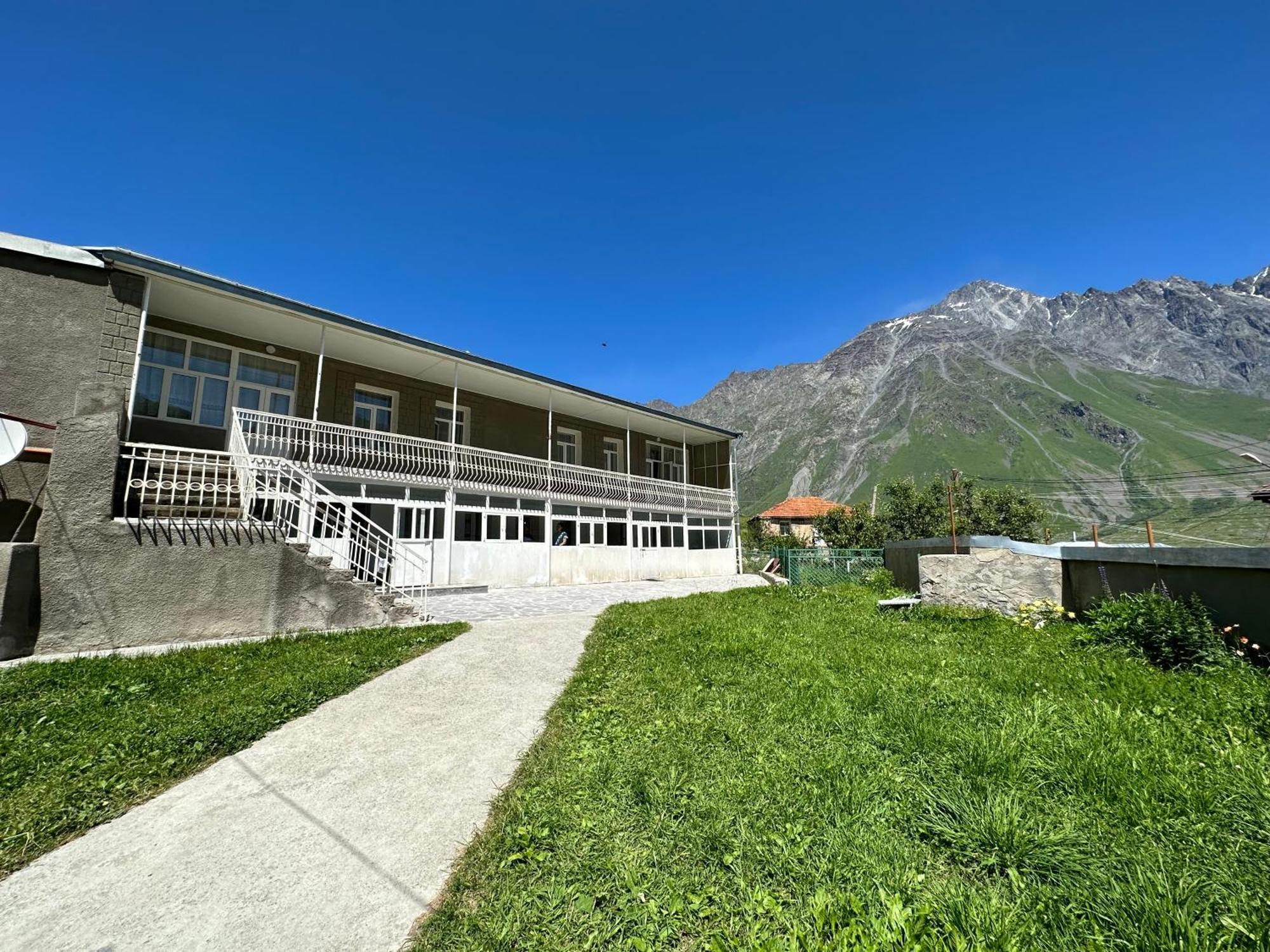 Hotel Polaris Kazbegi Exterior foto